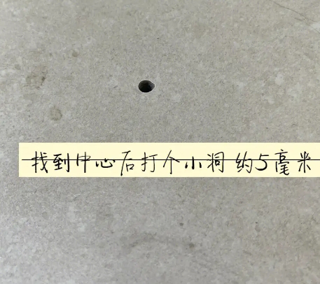 寻甸瓷砖空鼓维修公司专业解答在瓷砖铺贴过程中，如果砂料搅拌不均匀，将会带来以下问题